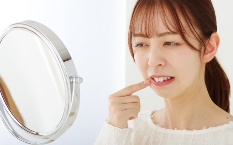 前歯の長さが違う